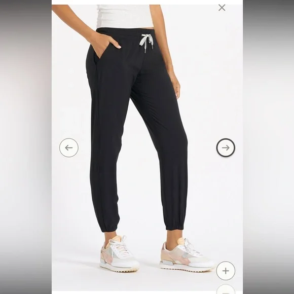 Vuori Women's Black Weekender Jogger Pants Size XL - Picture 2 of 5